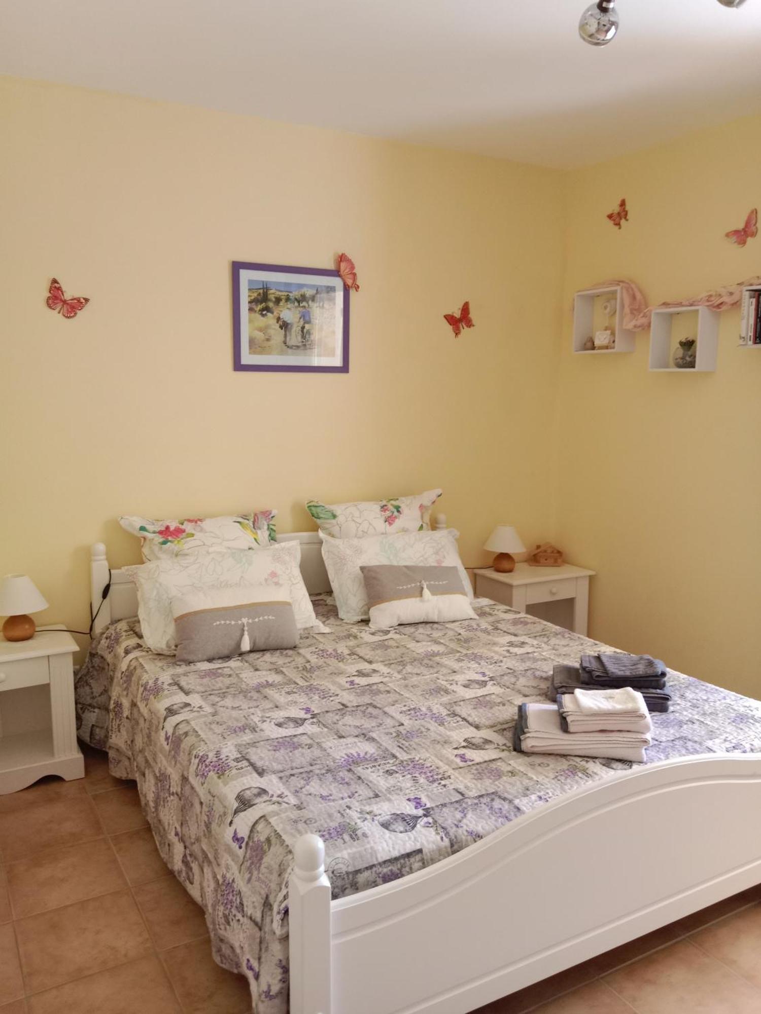 Bed and Breakfast La Farigoulette Lorgues Exterior foto